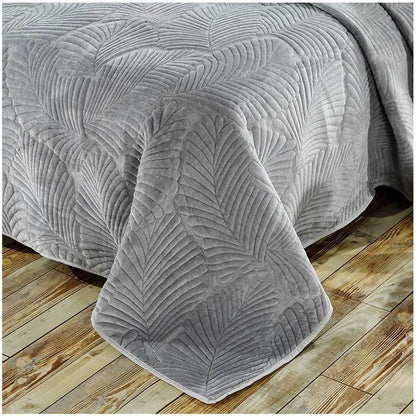 LuxeVel™ 3-Piece Embroidered Velvet Bedspread Set