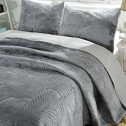 LuxeVel™ 3-Piece Embroidered Velvet Bedspread Set