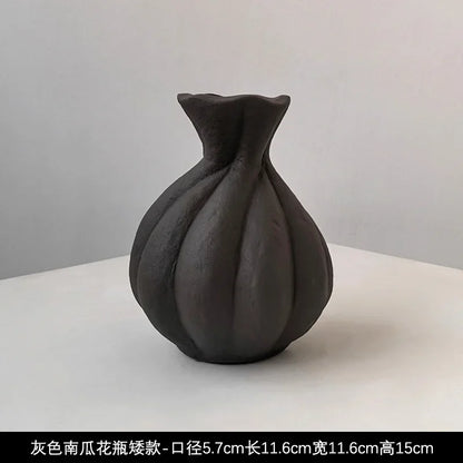 Nebula Nest Sculpture vase  -Limited Edition