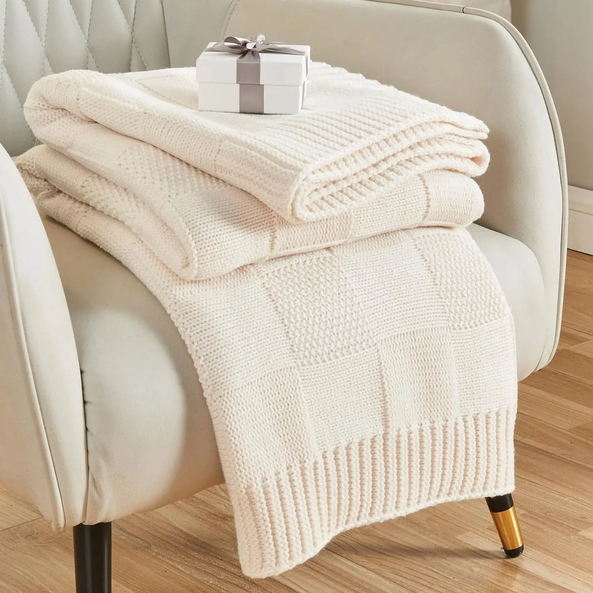 CheckLoom Luxe Knit Throw