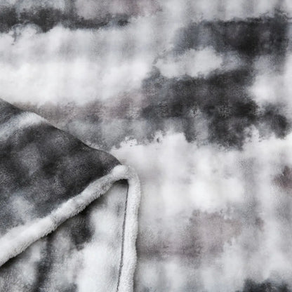 OmbreLuxe Faux Fur Throw – Dreamcatcher Limited Edition