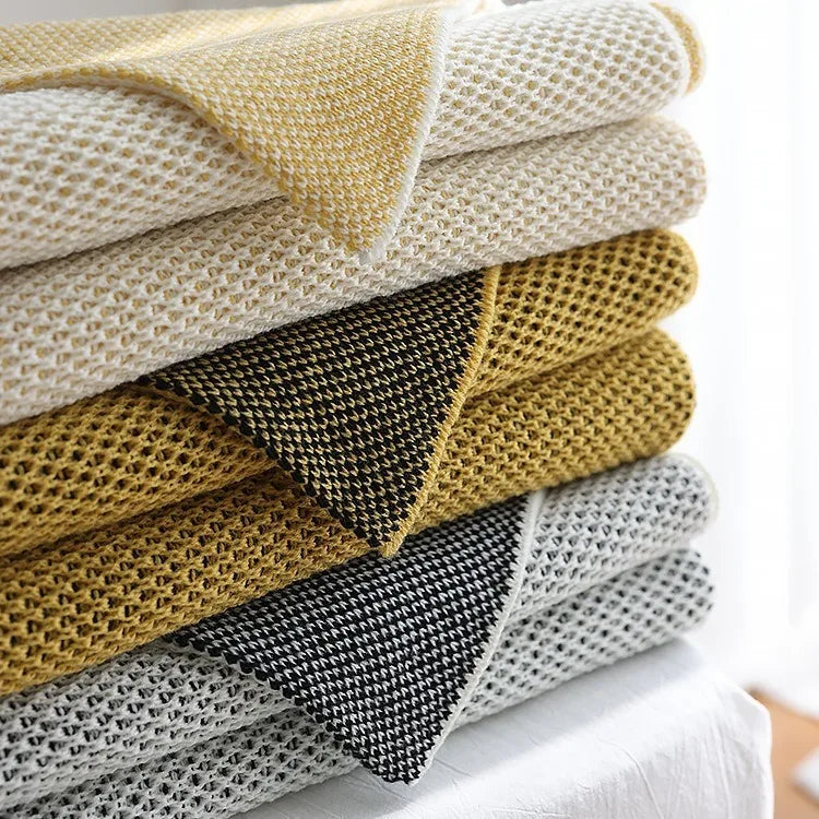 CloudKnit – Luxury Knitted Throw Blanket