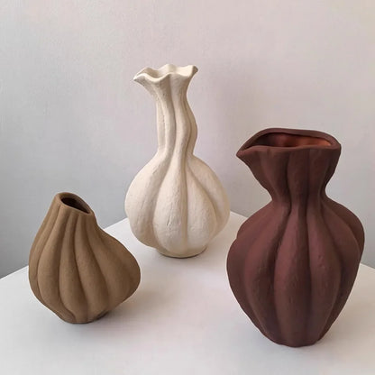 Nebula Nest Sculpture vase  -Limited Edition