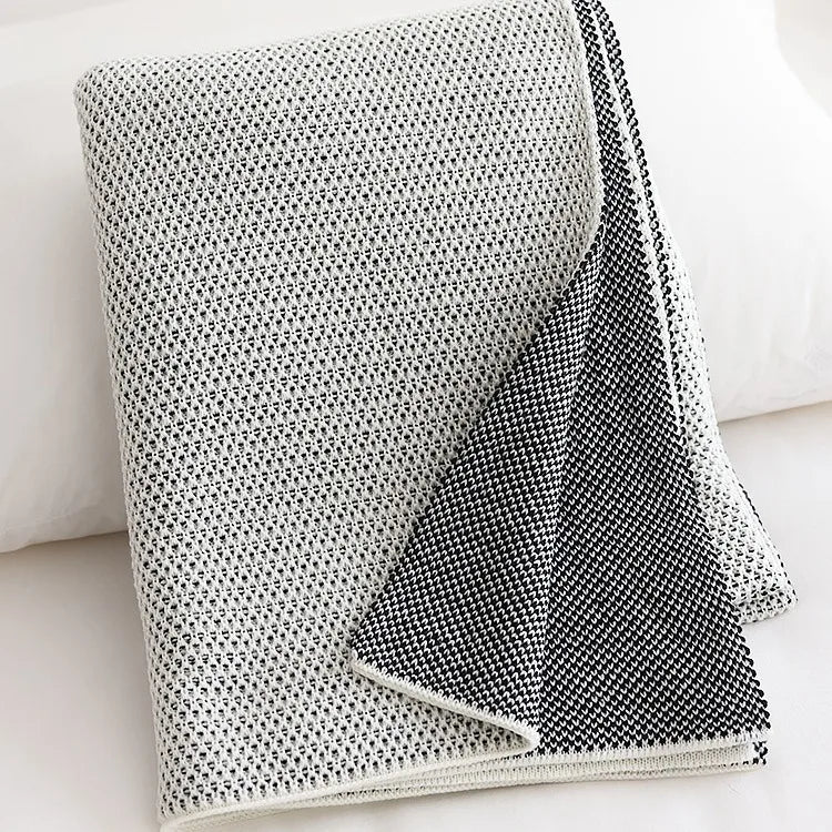 CloudKnit – Luxury Knitted Throw Blanket