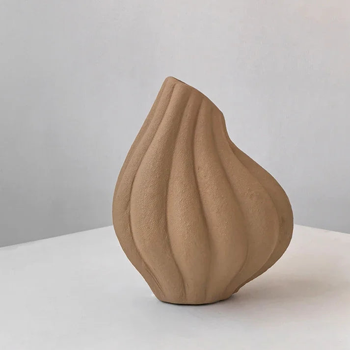 Nebula Nest Sculpture vase  -Limited Edition