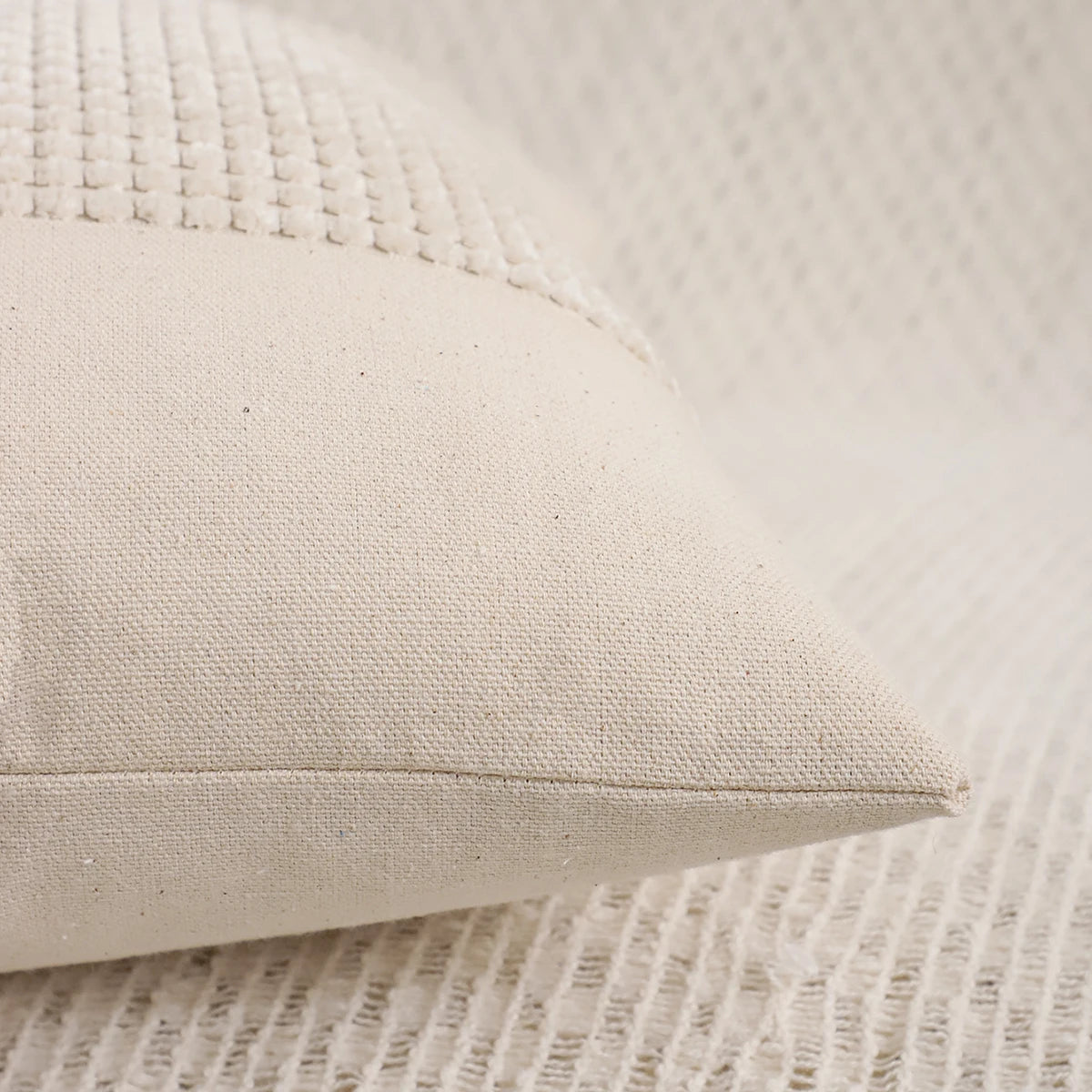 CozyCrafter Patchwork Cushion Cove